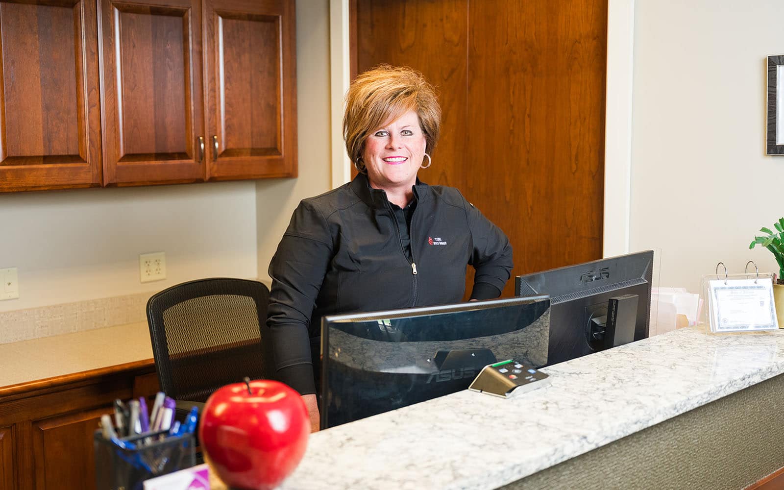 Front desk staff 2 0014 ls